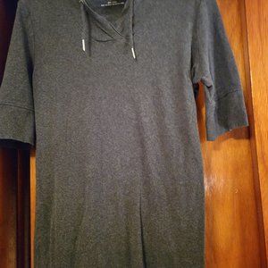 Hooded short sleeve shirt